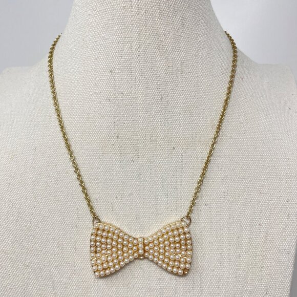 Bethany Mota Faux Pearl Bow Necklace Retro Rockabilly Kitchy‎ - Picture 1 of 9